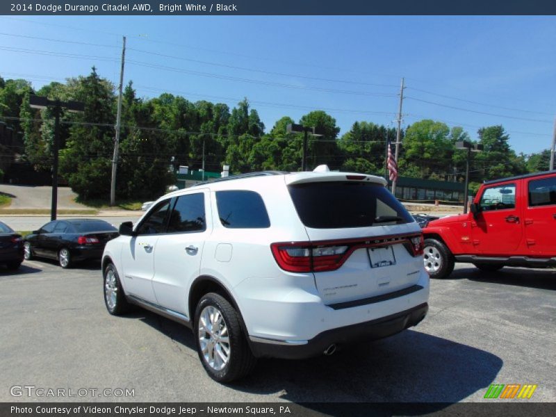 Bright White / Black 2014 Dodge Durango Citadel AWD