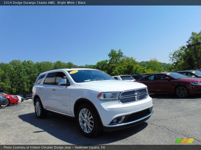 Bright White / Black 2014 Dodge Durango Citadel AWD