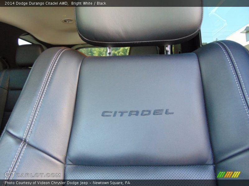 Bright White / Black 2014 Dodge Durango Citadel AWD