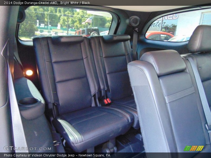 Bright White / Black 2014 Dodge Durango Citadel AWD
