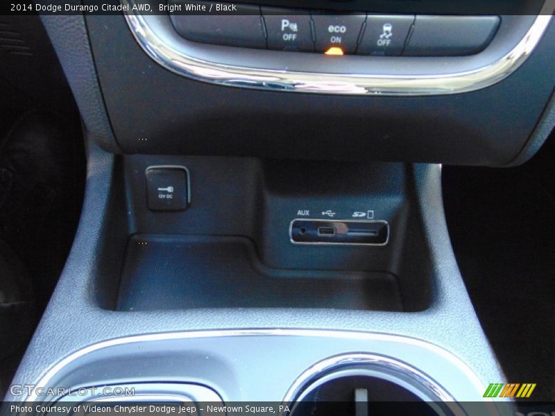 Bright White / Black 2014 Dodge Durango Citadel AWD
