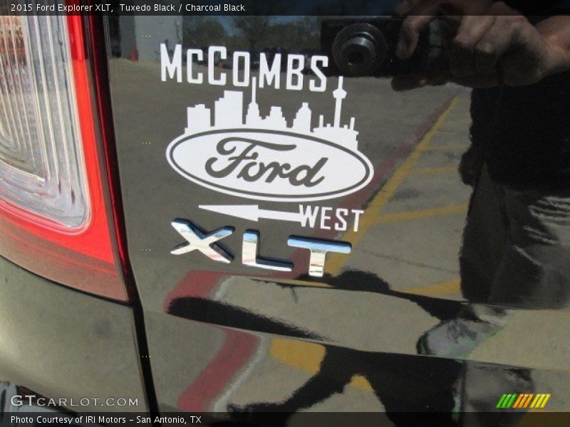 Tuxedo Black / Charcoal Black 2015 Ford Explorer XLT
