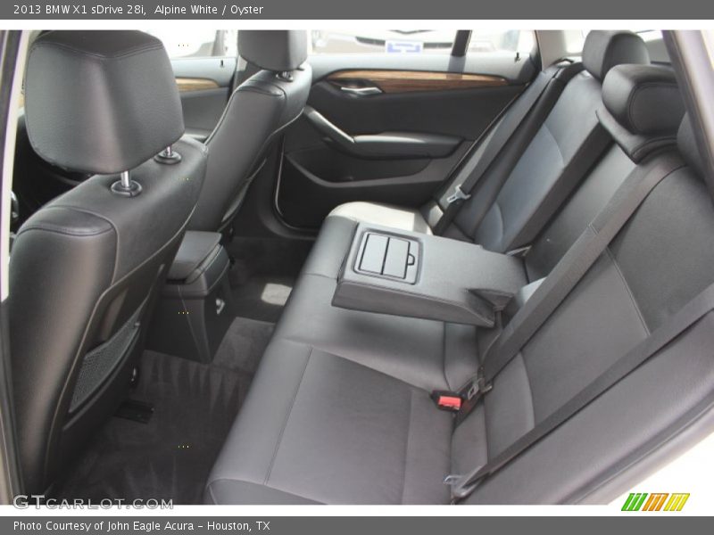 Alpine White / Oyster 2013 BMW X1 sDrive 28i