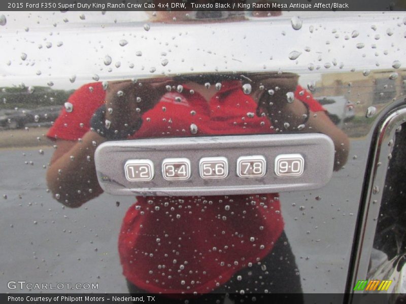 Tuxedo Black / King Ranch Mesa Antique Affect/Black 2015 Ford F350 Super Duty King Ranch Crew Cab 4x4 DRW