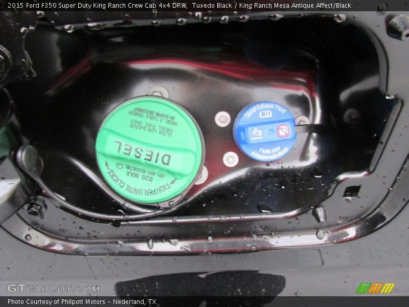 Tuxedo Black / King Ranch Mesa Antique Affect/Black 2015 Ford F350 Super Duty King Ranch Crew Cab 4x4 DRW