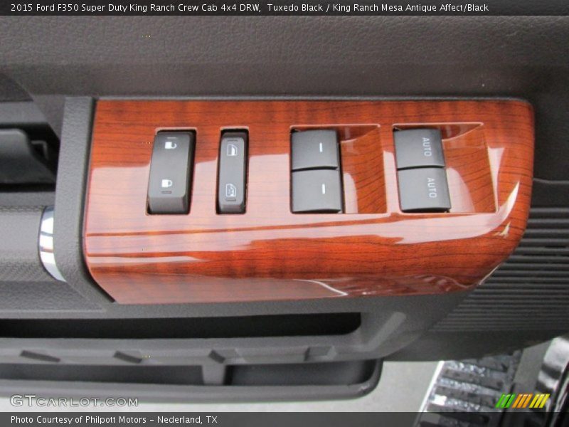Tuxedo Black / King Ranch Mesa Antique Affect/Black 2015 Ford F350 Super Duty King Ranch Crew Cab 4x4 DRW