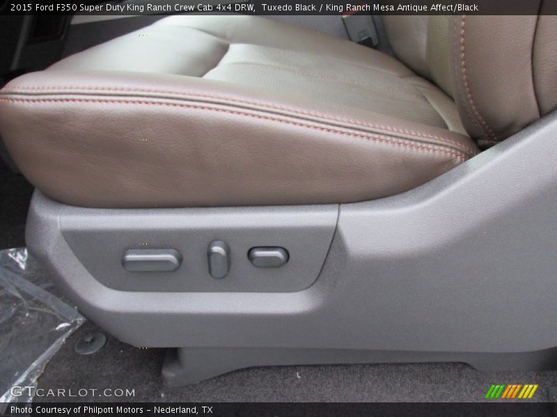 Tuxedo Black / King Ranch Mesa Antique Affect/Black 2015 Ford F350 Super Duty King Ranch Crew Cab 4x4 DRW