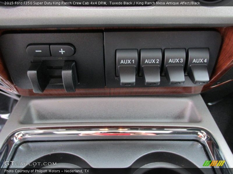 Tuxedo Black / King Ranch Mesa Antique Affect/Black 2015 Ford F350 Super Duty King Ranch Crew Cab 4x4 DRW