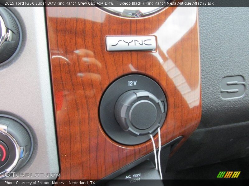 Tuxedo Black / King Ranch Mesa Antique Affect/Black 2015 Ford F350 Super Duty King Ranch Crew Cab 4x4 DRW