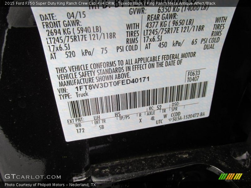 Tuxedo Black / King Ranch Mesa Antique Affect/Black 2015 Ford F350 Super Duty King Ranch Crew Cab 4x4 DRW