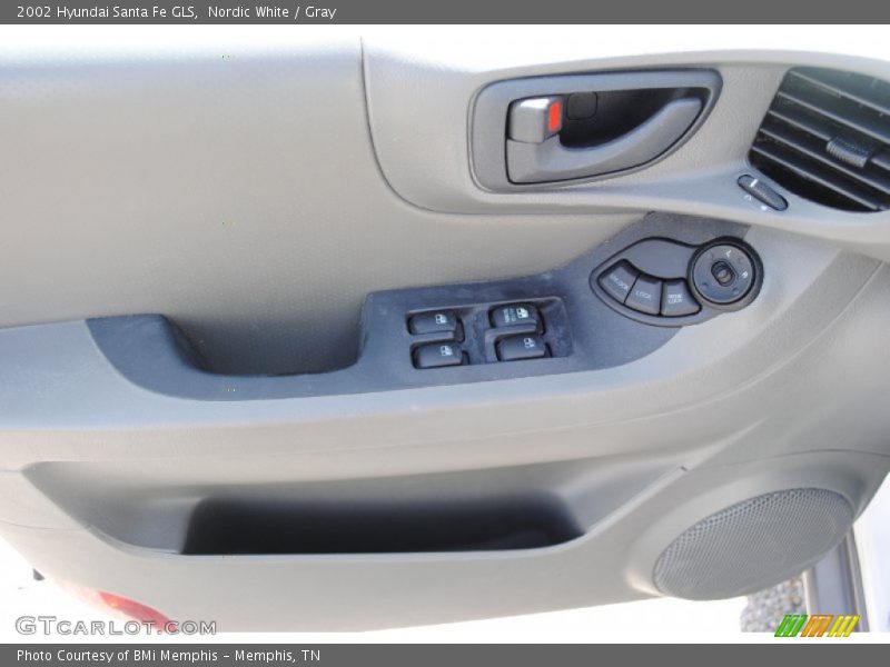 Nordic White / Gray 2002 Hyundai Santa Fe GLS