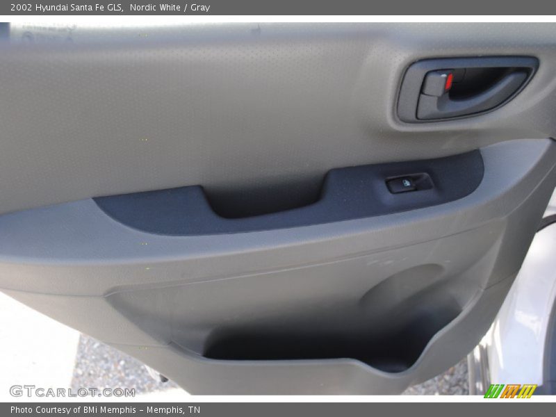 Nordic White / Gray 2002 Hyundai Santa Fe GLS