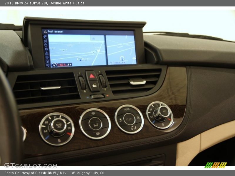 Alpine White / Beige 2013 BMW Z4 sDrive 28i
