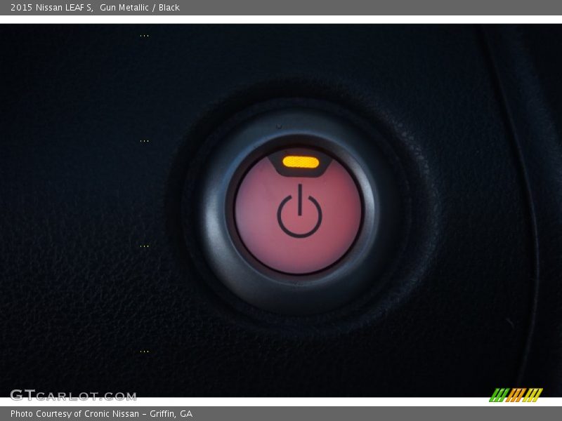 Gun Metallic / Black 2015 Nissan LEAF S