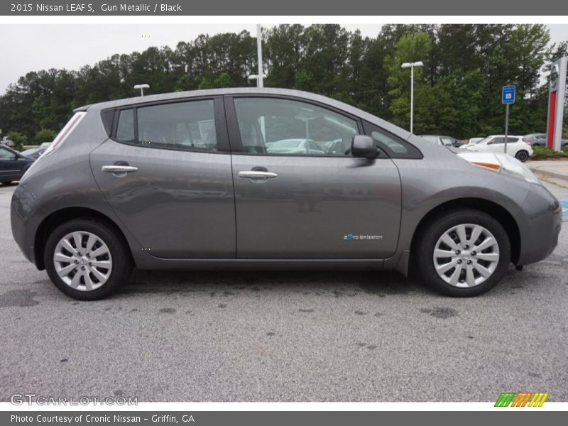 Gun Metallic / Black 2015 Nissan LEAF S