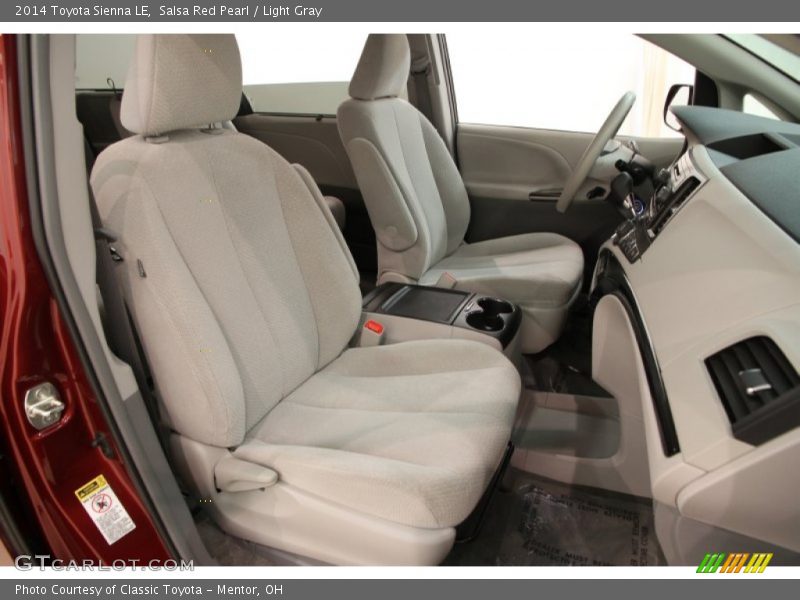 Salsa Red Pearl / Light Gray 2014 Toyota Sienna LE