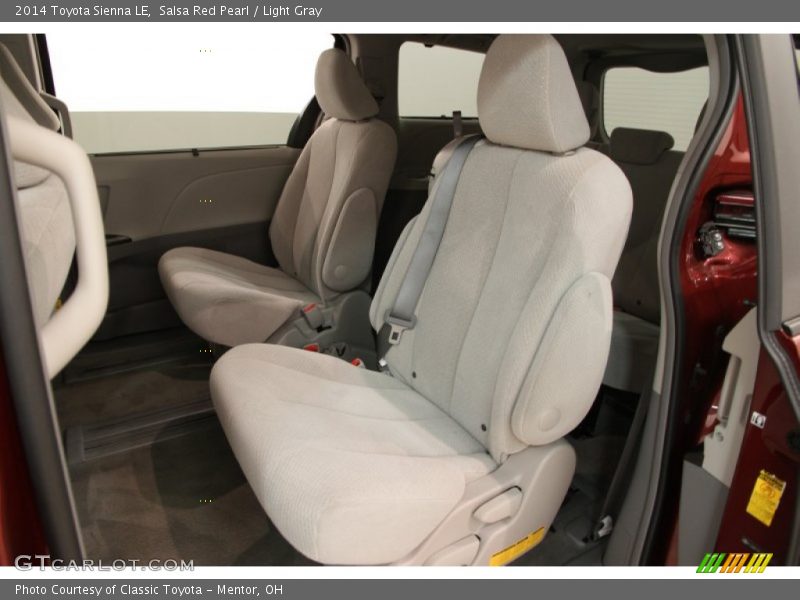 Salsa Red Pearl / Light Gray 2014 Toyota Sienna LE