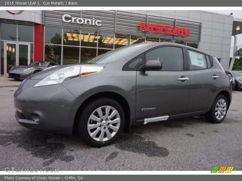 Gun Metallic / Black 2015 Nissan LEAF S