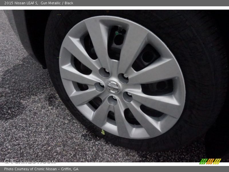 Gun Metallic / Black 2015 Nissan LEAF S