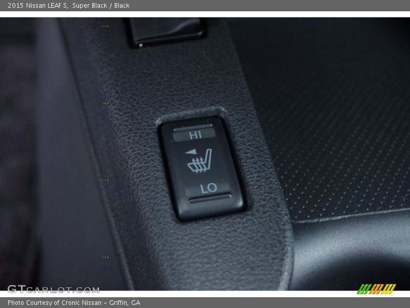 Super Black / Black 2015 Nissan LEAF S