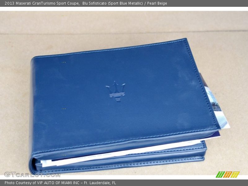 Blu Sofisticato (Sport Blue Metallic) / Pearl Beige 2013 Maserati GranTurismo Sport Coupe