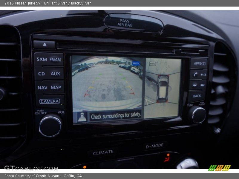 Brilliant Silver / Black/Silver 2015 Nissan Juke SV