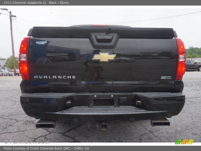 Black / Ebony 2011 Chevrolet Avalanche LS