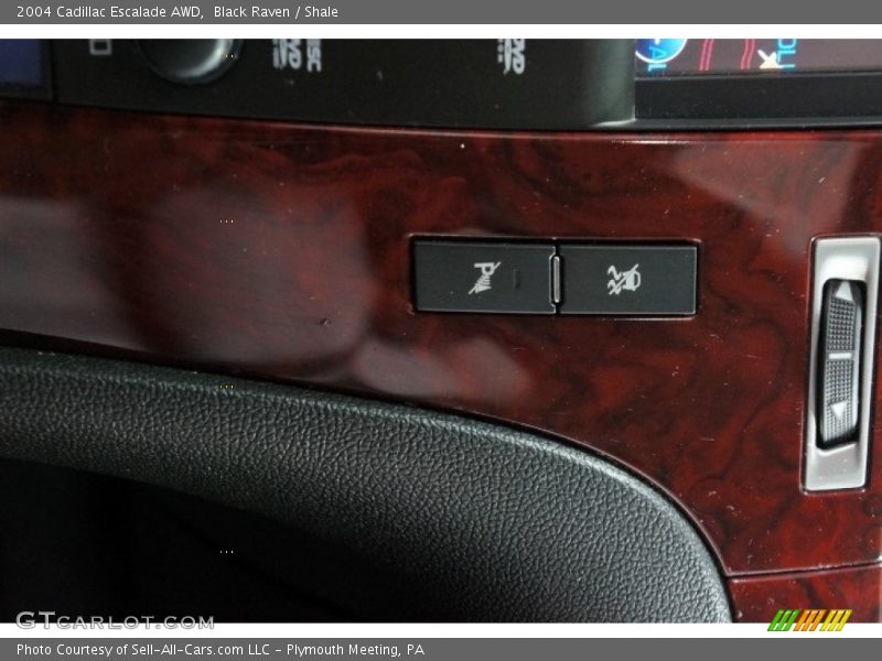 Black Raven / Shale 2004 Cadillac Escalade AWD
