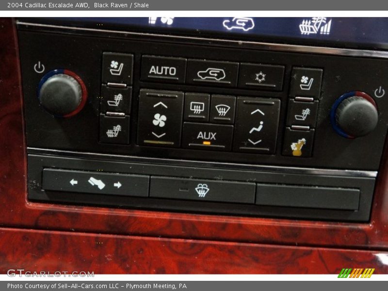 Black Raven / Shale 2004 Cadillac Escalade AWD