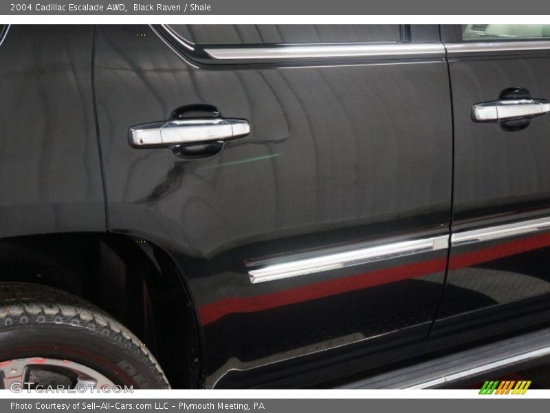 Black Raven / Shale 2004 Cadillac Escalade AWD