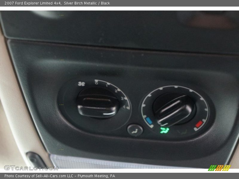 Silver Birch Metallic / Black 2007 Ford Explorer Limited 4x4