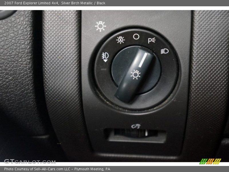 Silver Birch Metallic / Black 2007 Ford Explorer Limited 4x4