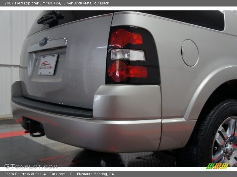 Silver Birch Metallic / Black 2007 Ford Explorer Limited 4x4