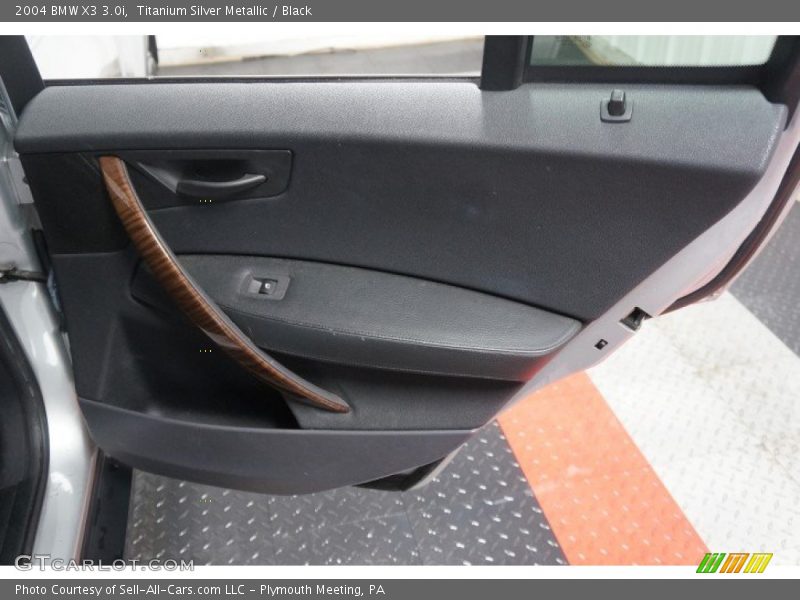 Titanium Silver Metallic / Black 2004 BMW X3 3.0i