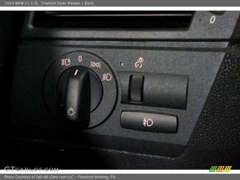 Titanium Silver Metallic / Black 2004 BMW X3 3.0i