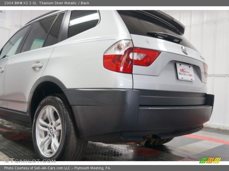 Titanium Silver Metallic / Black 2004 BMW X3 3.0i