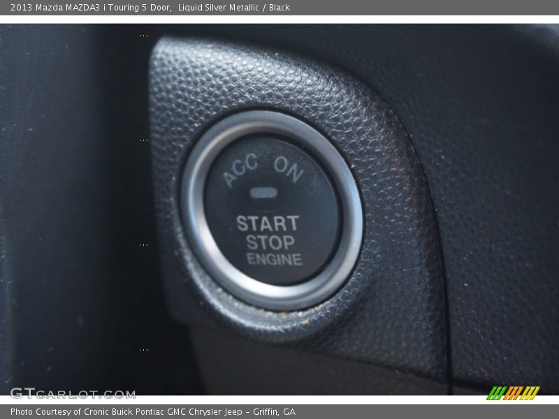Liquid Silver Metallic / Black 2013 Mazda MAZDA3 i Touring 5 Door