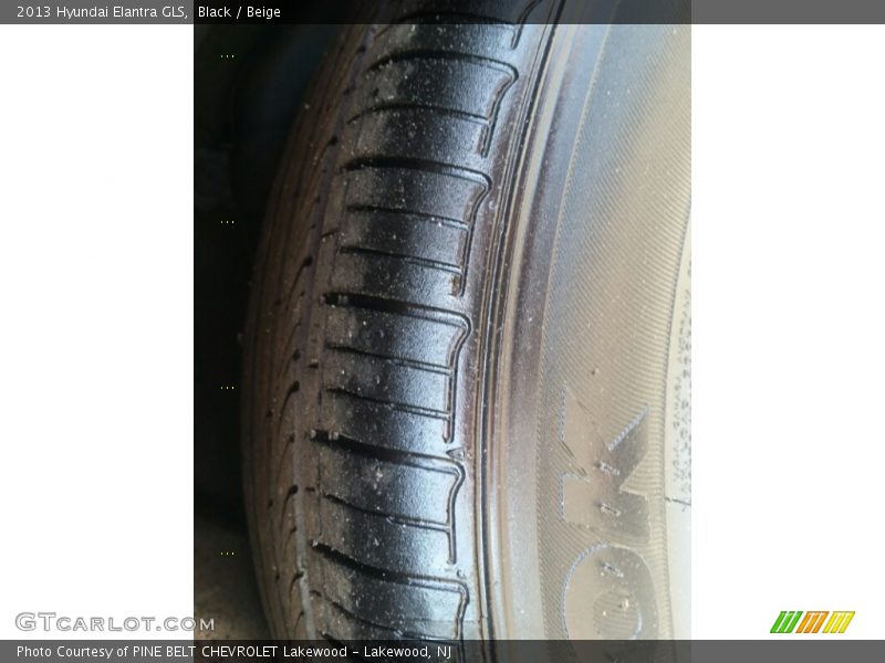 Black / Beige 2013 Hyundai Elantra GLS