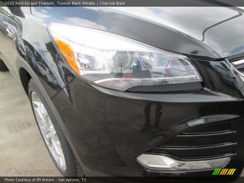Tuxedo Black Metallic / Charcoal Black 2015 Ford Escape Titanium