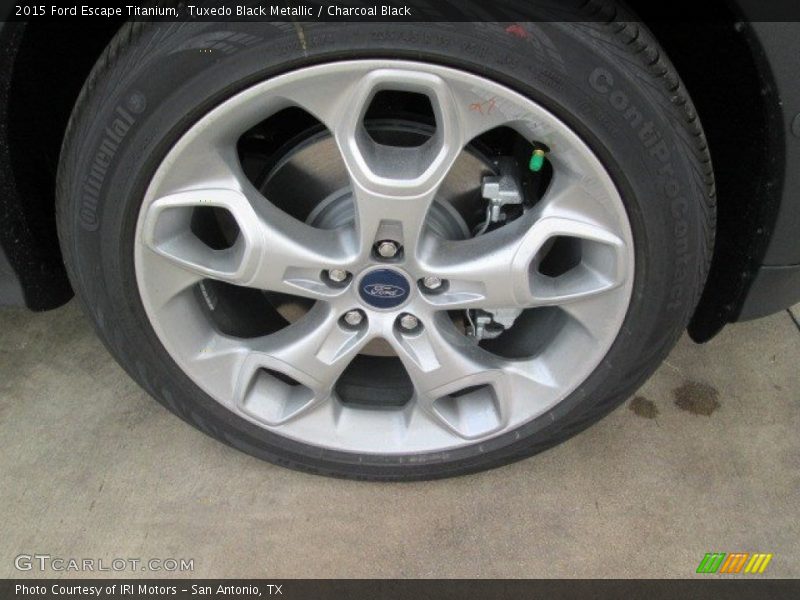 Tuxedo Black Metallic / Charcoal Black 2015 Ford Escape Titanium