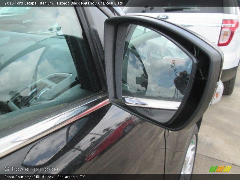 Tuxedo Black Metallic / Charcoal Black 2015 Ford Escape Titanium