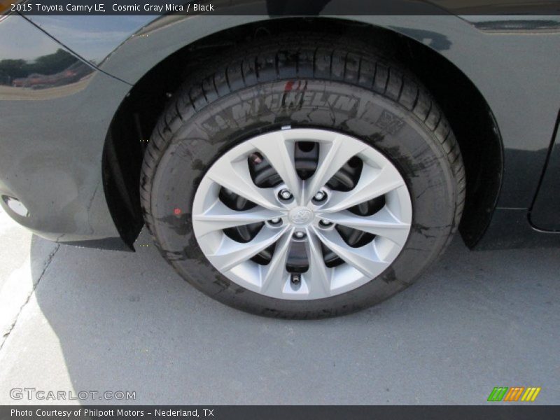 Cosmic Gray Mica / Black 2015 Toyota Camry LE
