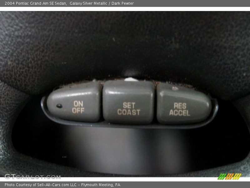 Galaxy Silver Metallic / Dark Pewter 2004 Pontiac Grand Am SE Sedan