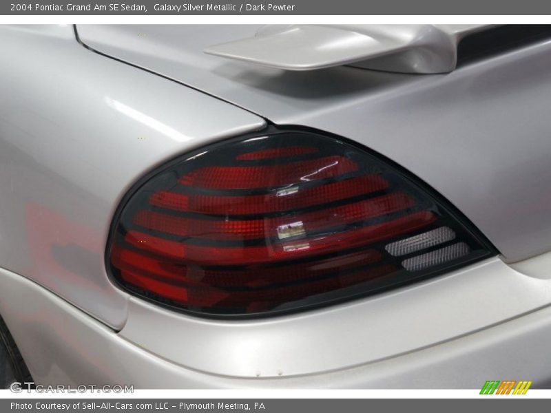 Galaxy Silver Metallic / Dark Pewter 2004 Pontiac Grand Am SE Sedan