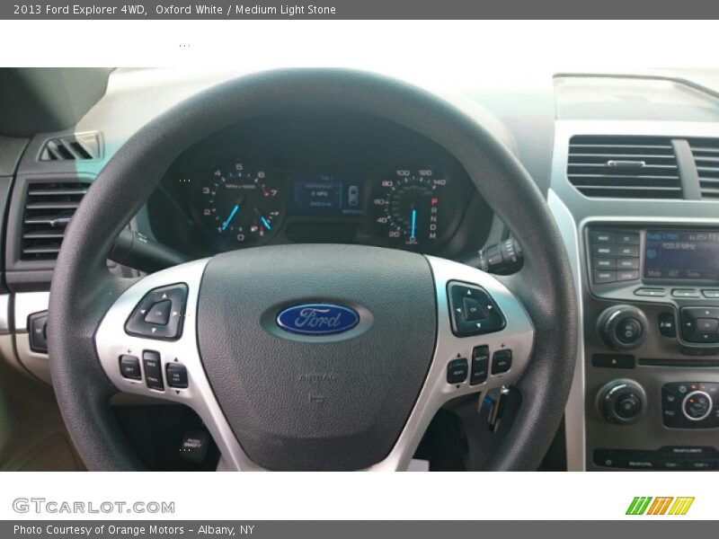 Oxford White / Medium Light Stone 2013 Ford Explorer 4WD