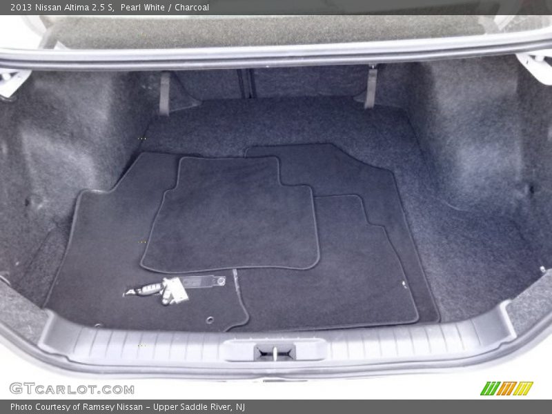 Pearl White / Charcoal 2013 Nissan Altima 2.5 S