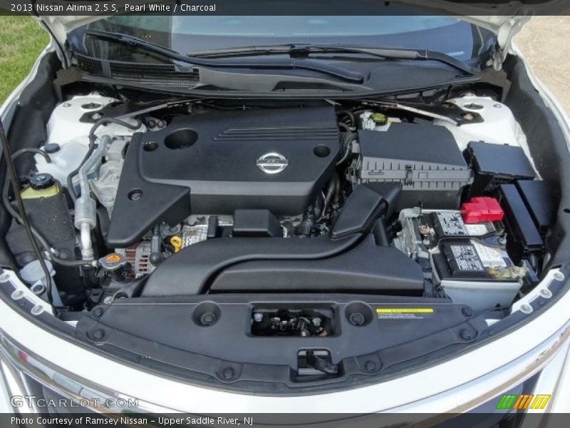 Pearl White / Charcoal 2013 Nissan Altima 2.5 S