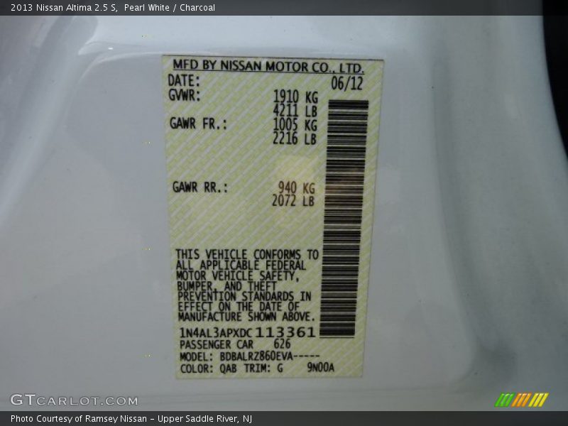 Pearl White / Charcoal 2013 Nissan Altima 2.5 S