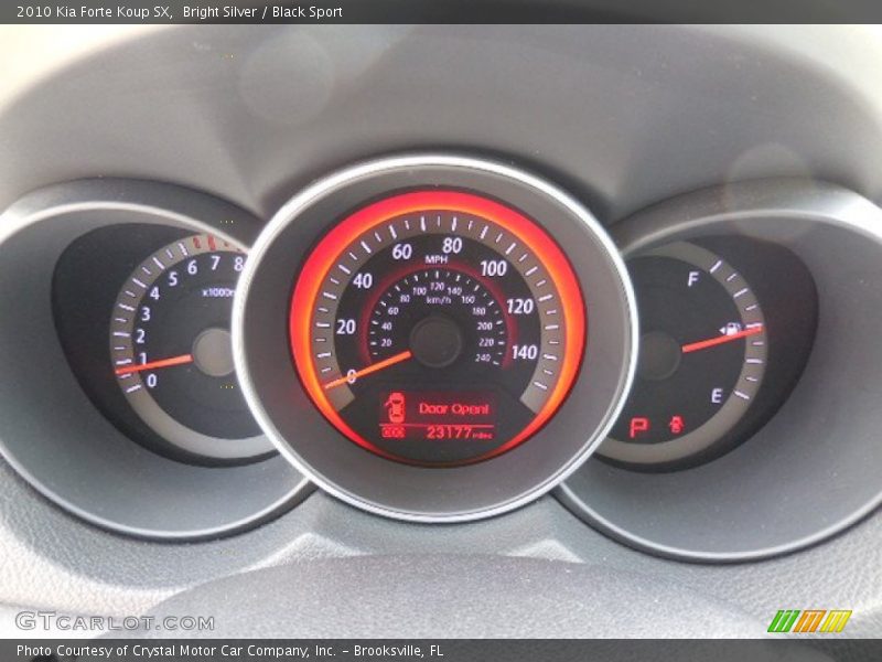 Bright Silver / Black Sport 2010 Kia Forte Koup SX