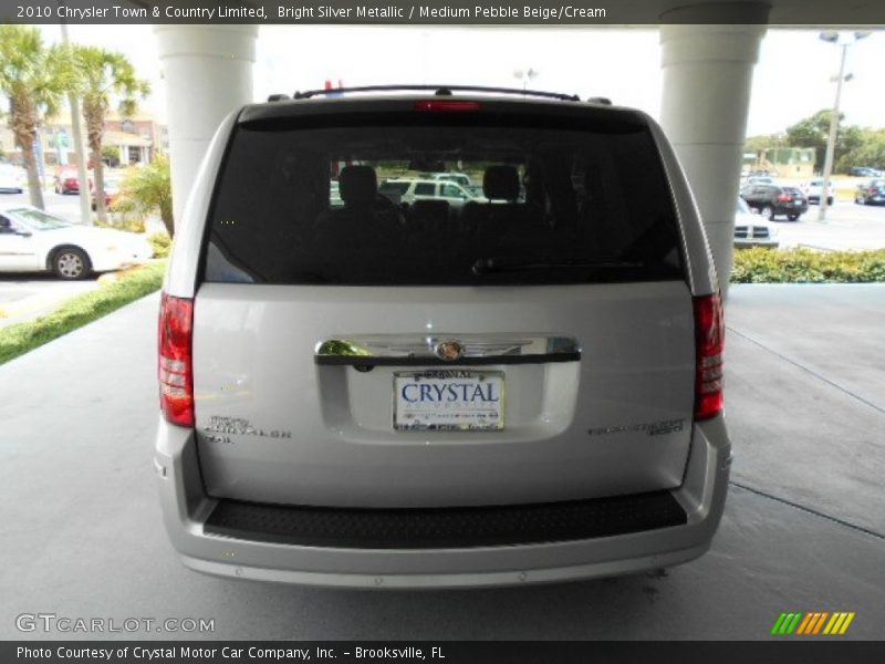 Bright Silver Metallic / Medium Pebble Beige/Cream 2010 Chrysler Town & Country Limited
